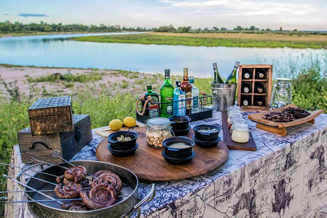 African Monarch Lodges Sundowners