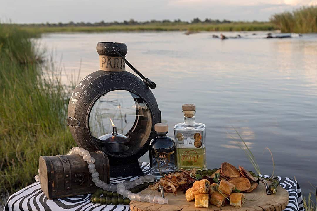 African Monarch Lodges Boat Cruise
